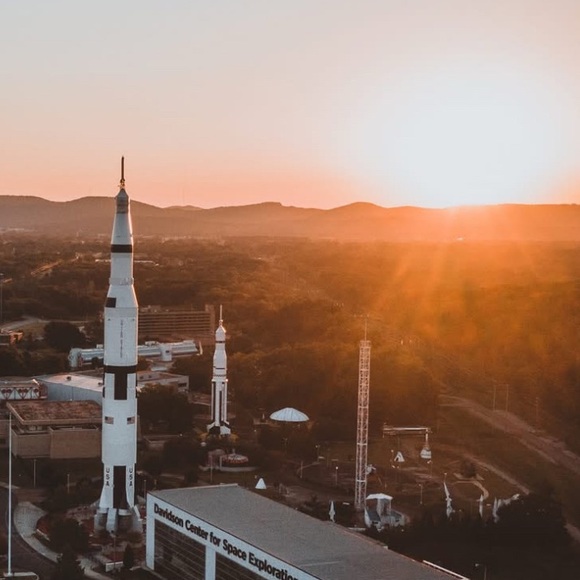 Meet The Posher - Picture 2 of 16